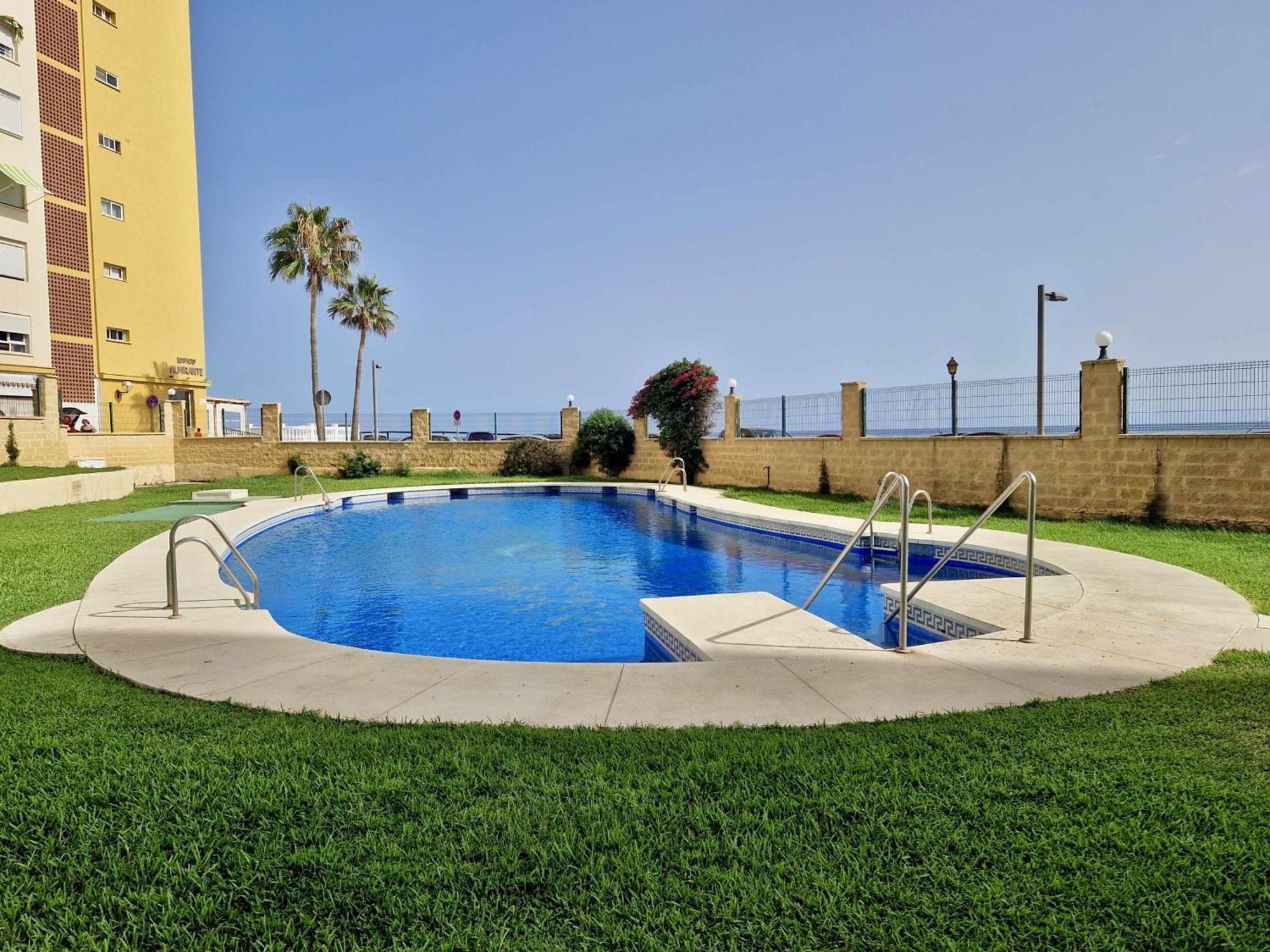 Sr Almirante 1ª Linea De Playa Apartman Sitio de Calahonda Kültér fotó